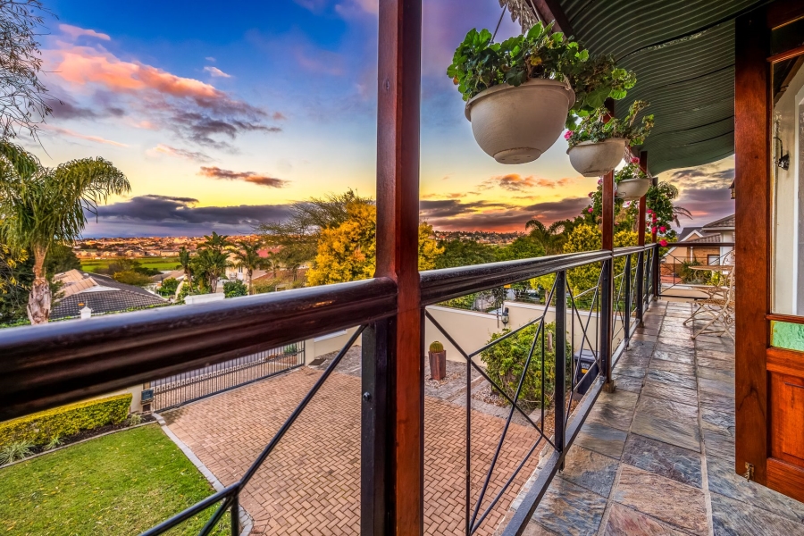 4 Bedroom Property for Sale in Bergsig Western Cape